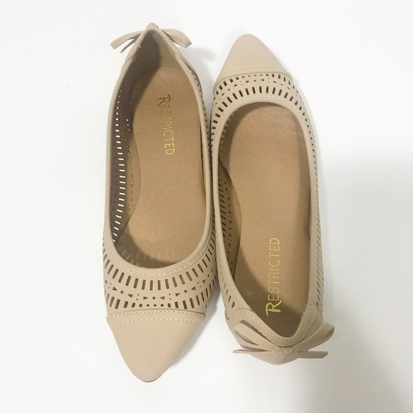 Restricted Lasercut Flats Bow Accent Tan Suede - Picture 2 of 7